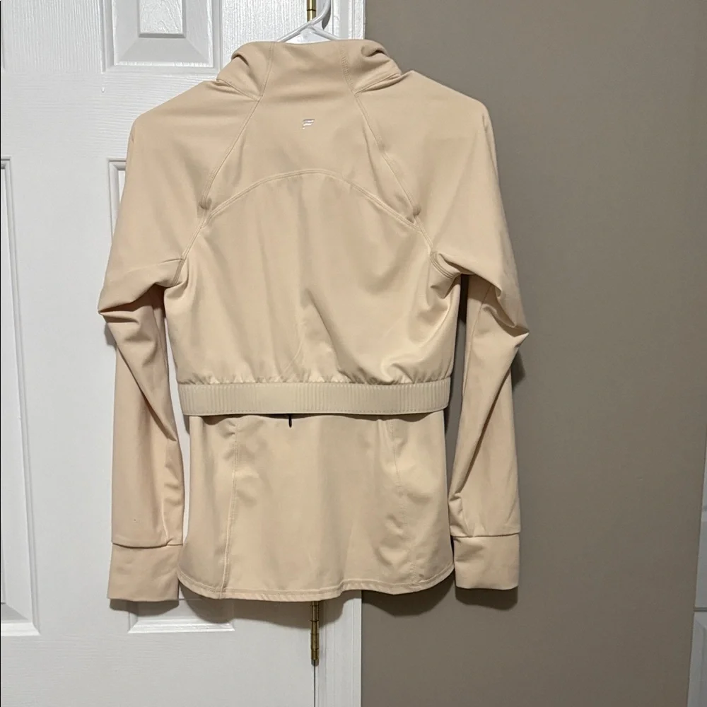 Fabletics Trinity Cold Weather Performance Jacket in bone {Small} - Picture 7 of 9